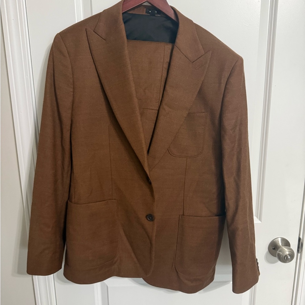 EXPRESS SUIT